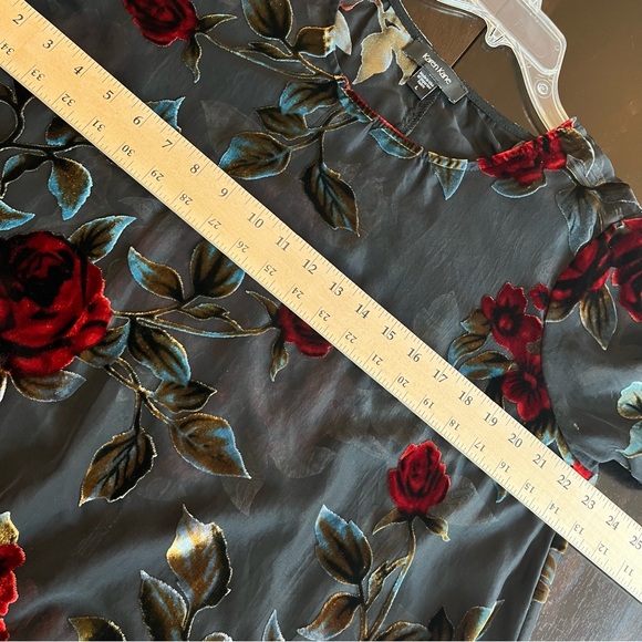 Karen Kane Womens Velvet Burnout Pullover Floral Blouse (J1) - Picture 8 of 11